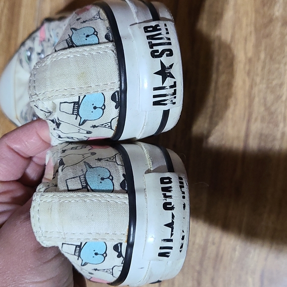 3 Pairs of Converse Shoes! - Picture 12 of 14